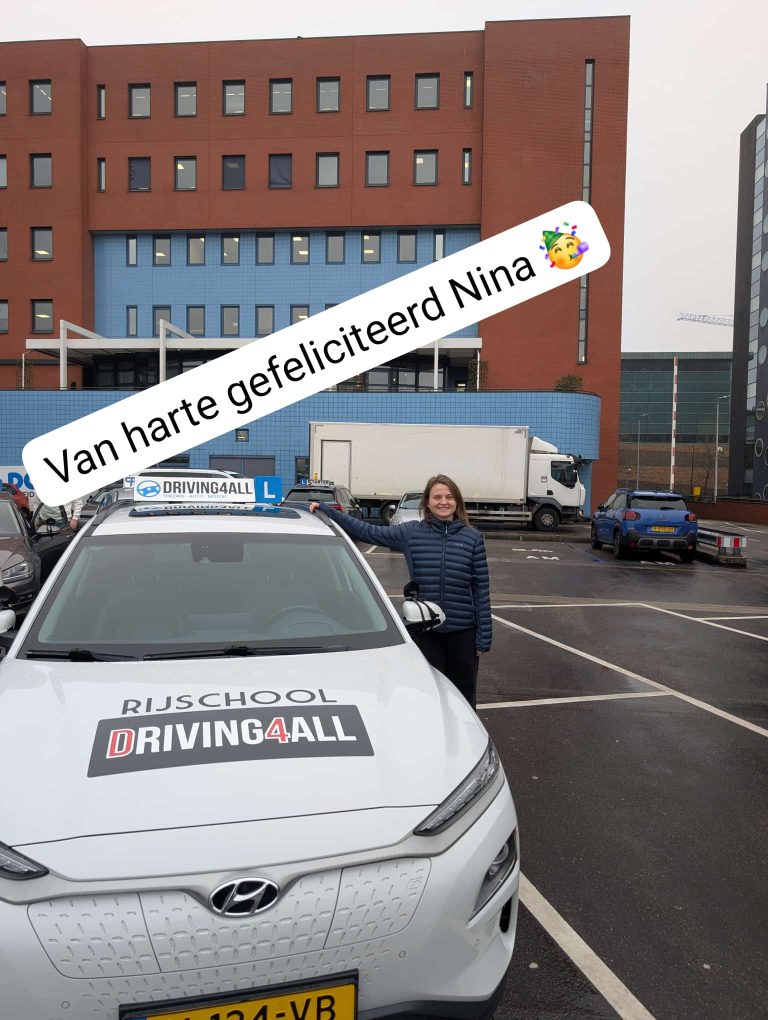 Leerling geslaagd voor het automaatrijbewijs